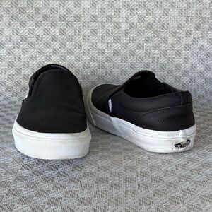 Vans Black Perforated Leather Classic Slip On Mens 9 / Womens 10.5